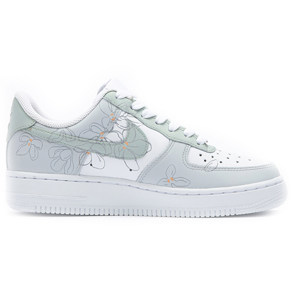 【 】 Nike Air Force 1