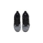 Nike LeBron XVII