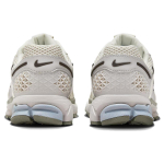 Nike Air Zoom Vomero 5