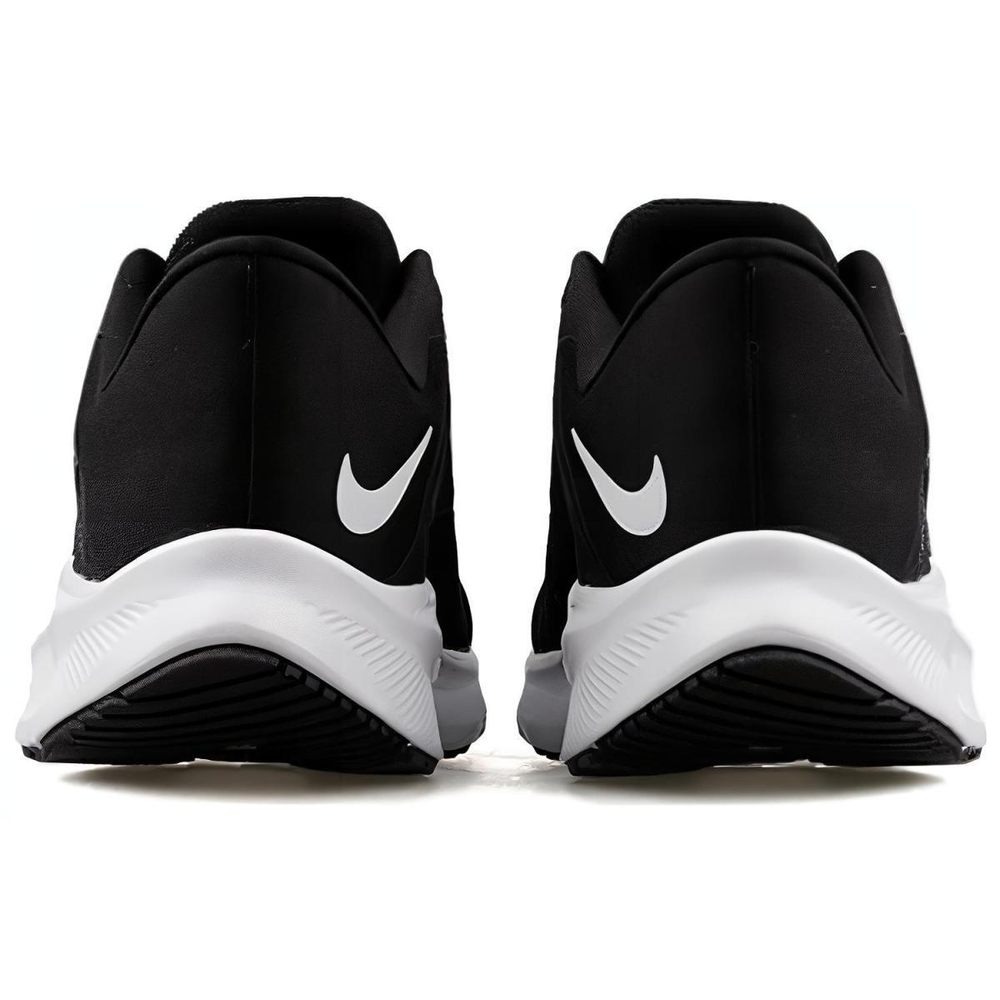 Nike Quest 3