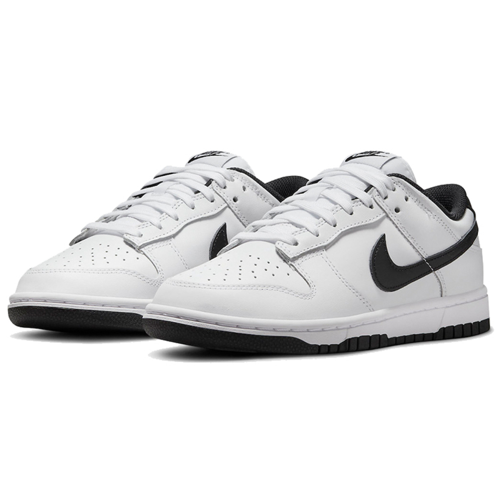 Nike Dunk "Reverse Panda