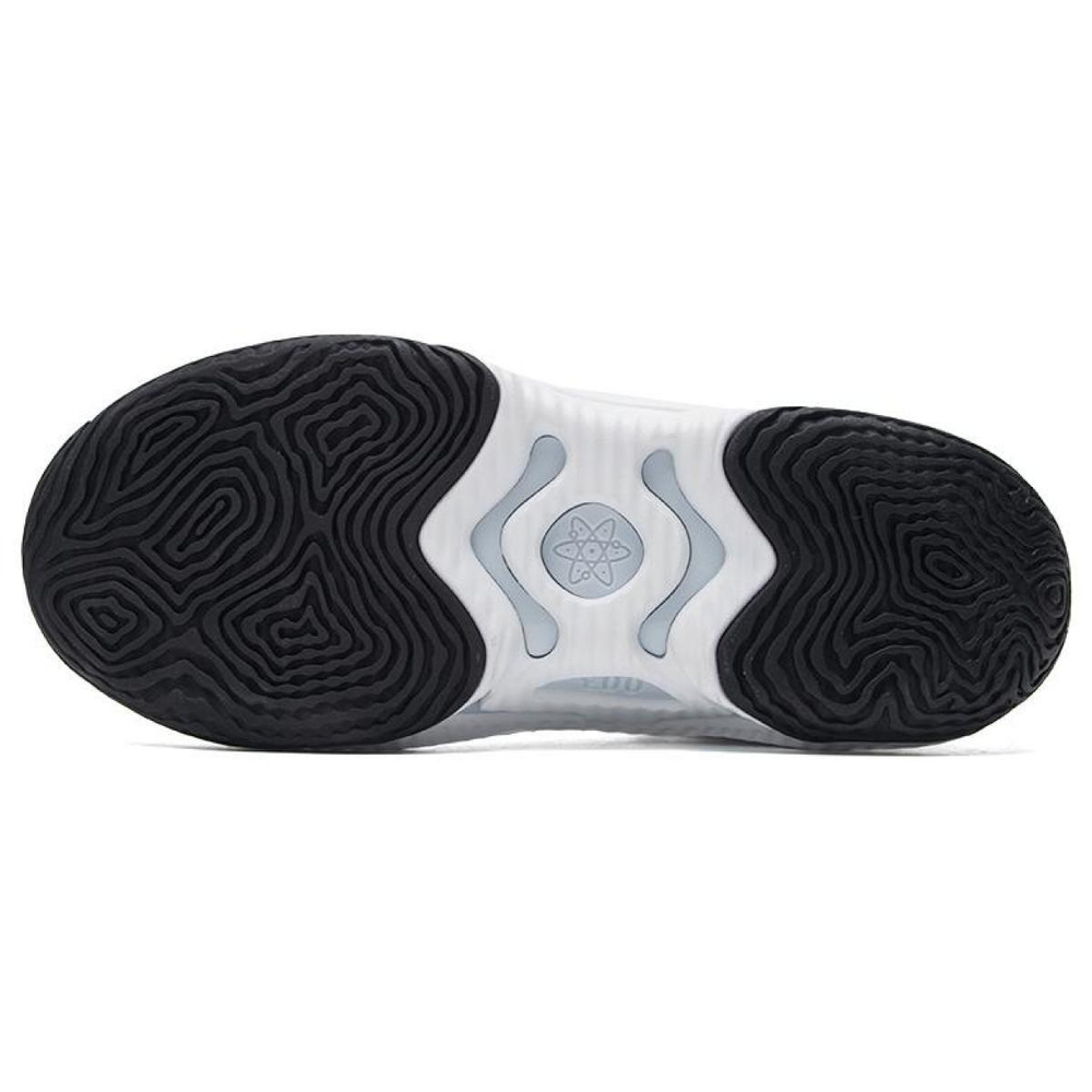 Nike Cosmic Unity 3