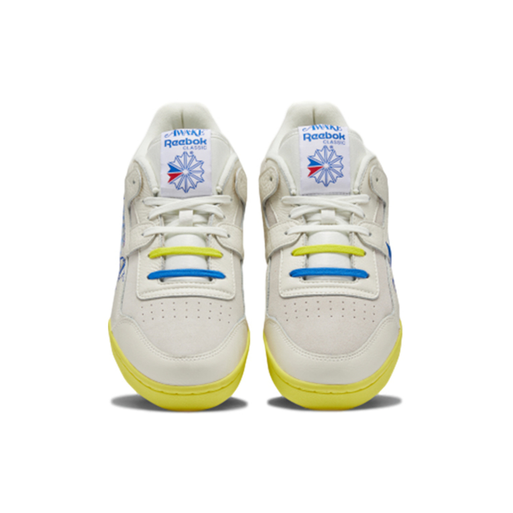 Reebok Workout Awake Plus