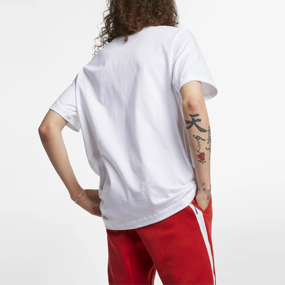 Nike Logo T