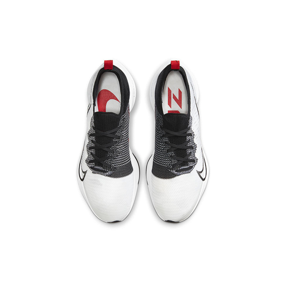 Nike Air Zoom Tempo Next%