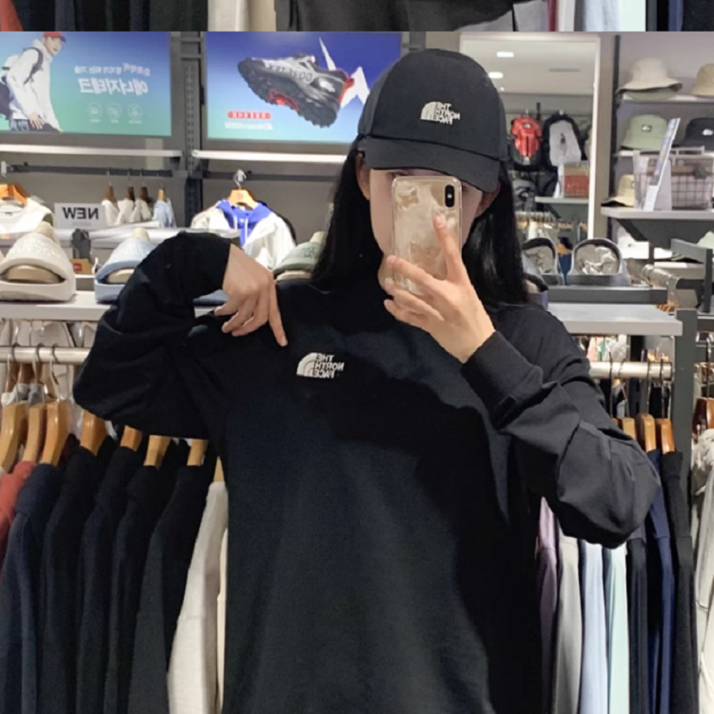 THE NORTH FACE Logo T