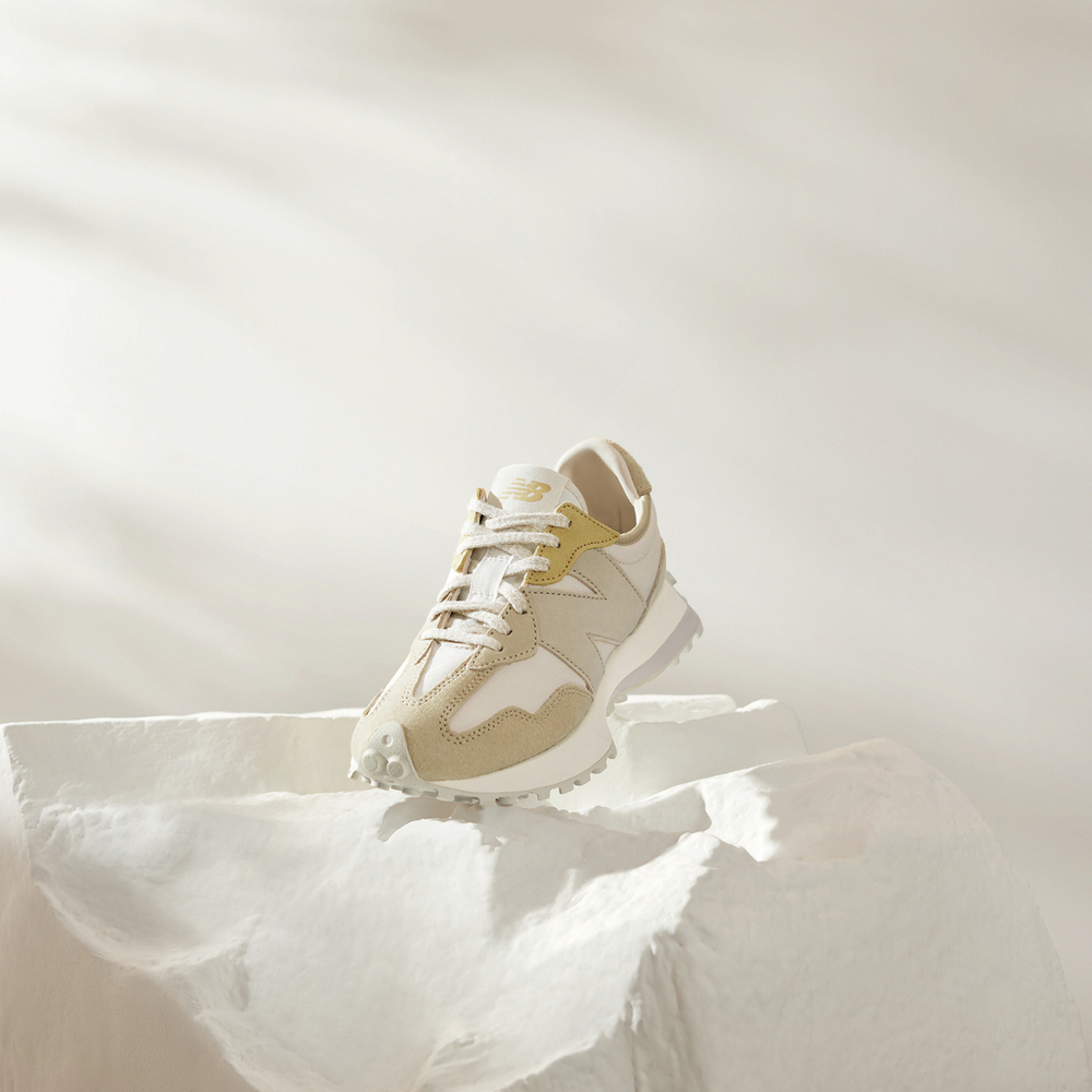 /THE BEAST x New Balance NB 327