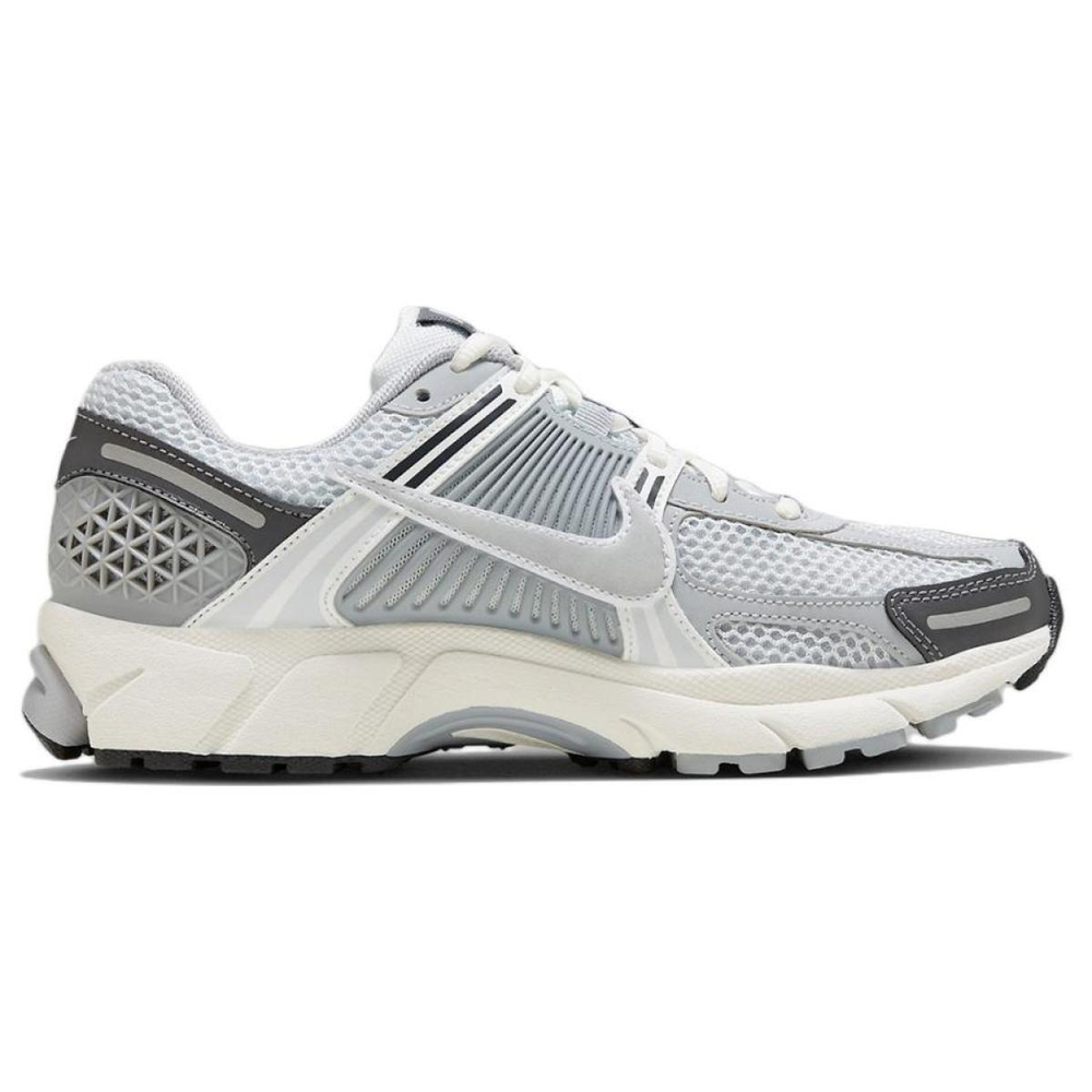 Nike Air Zoom Vomero 5