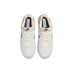Nike Dunk "Washed Denim"