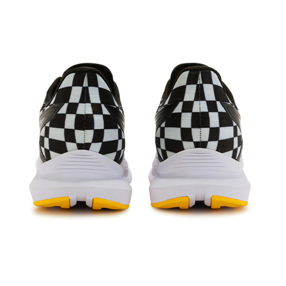 Saucony AXON