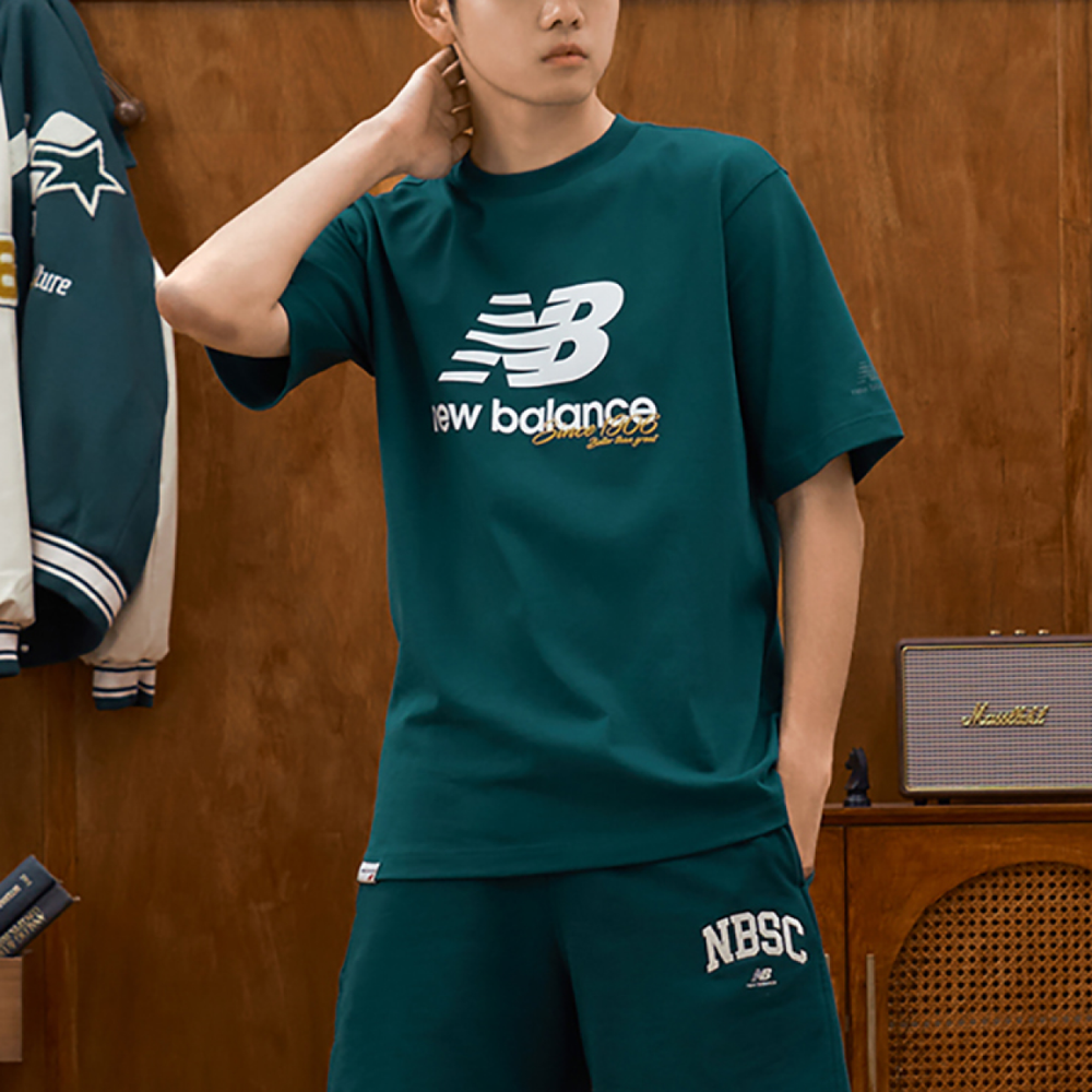 New Balance Logo T
