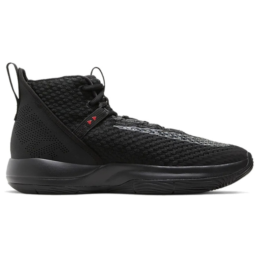 Nike Zoom Rize 1