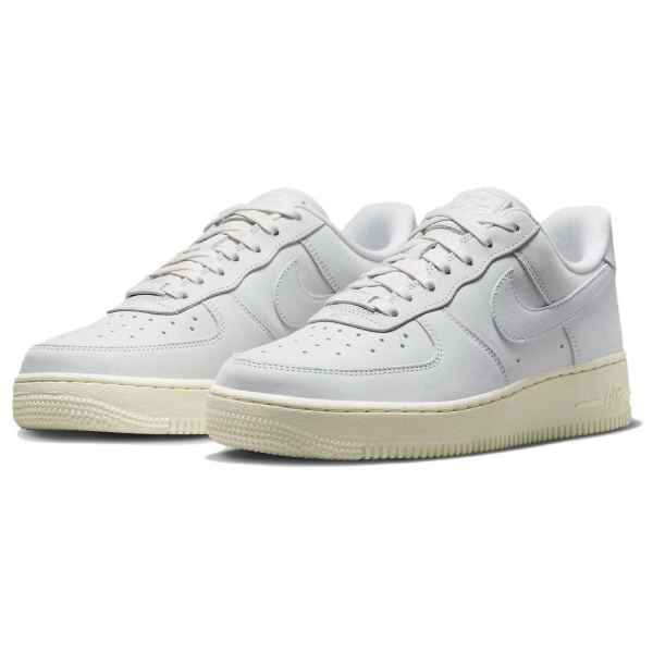 Nike Air Force 1 Low "Summit White"