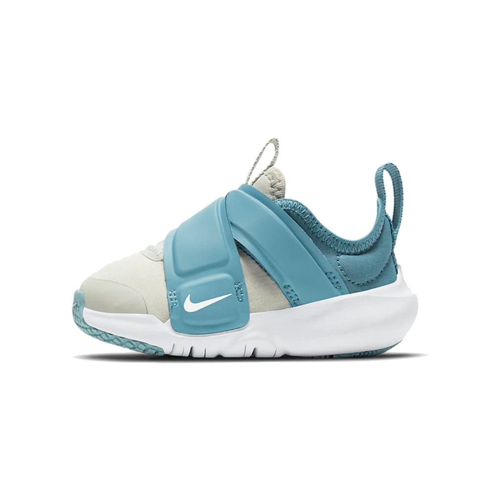 Nike Flex Advance