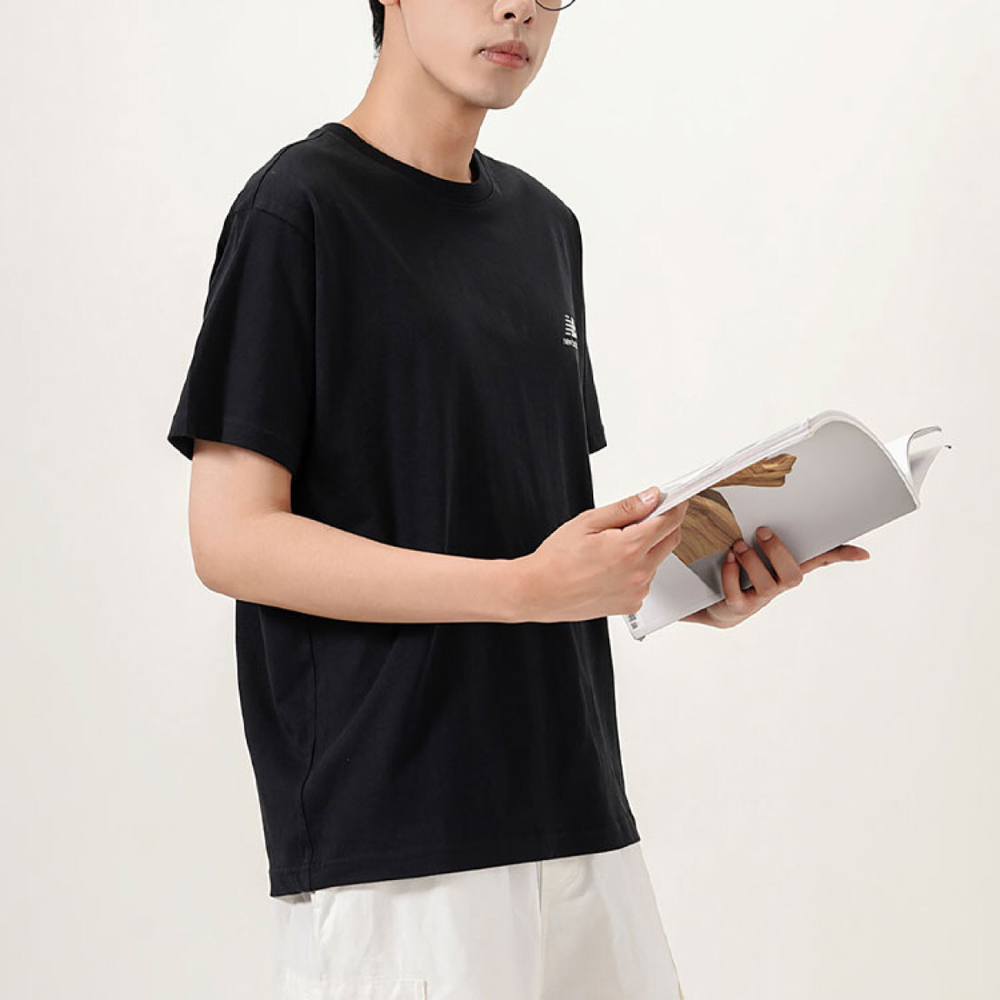 New Balance Logo T