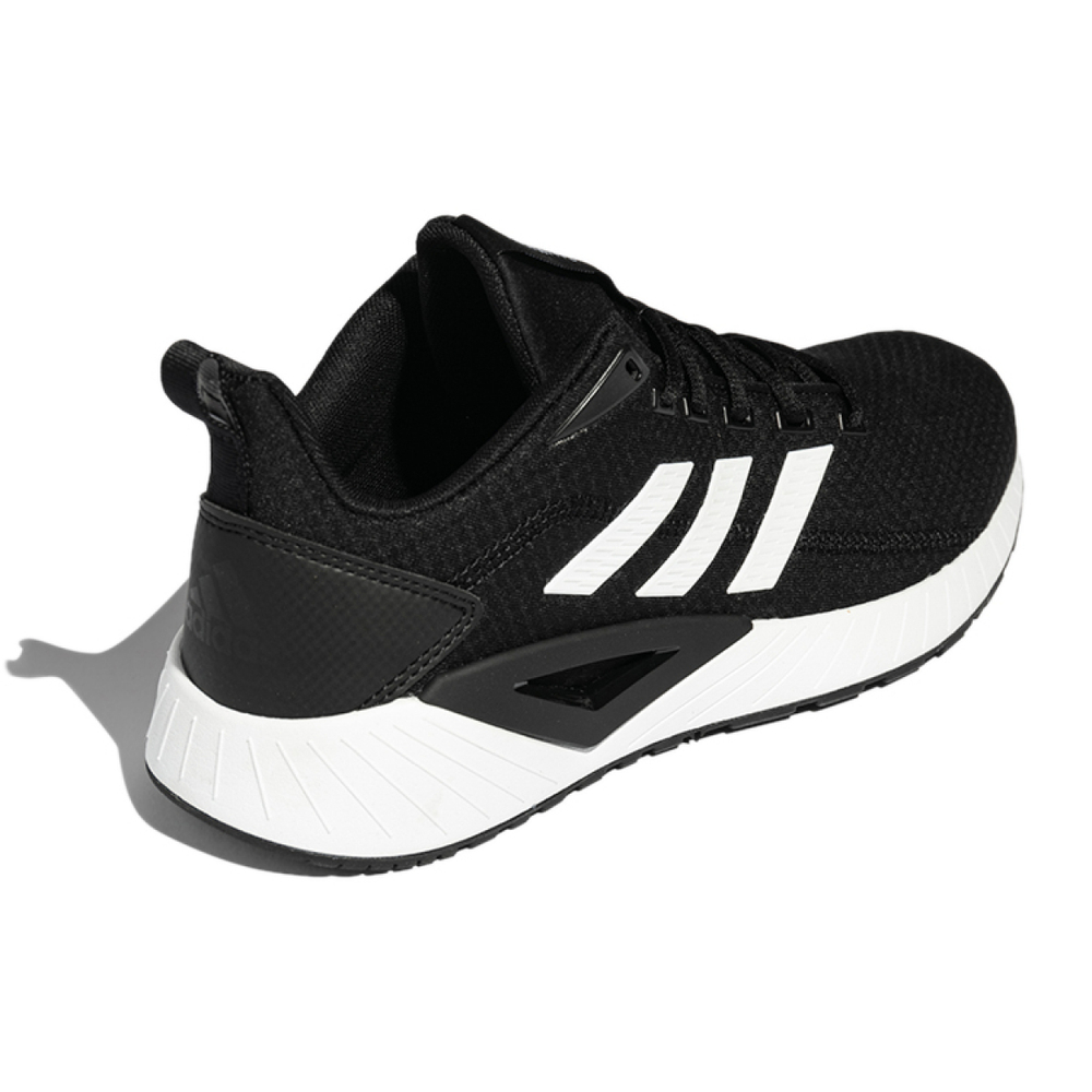Adidas Questar