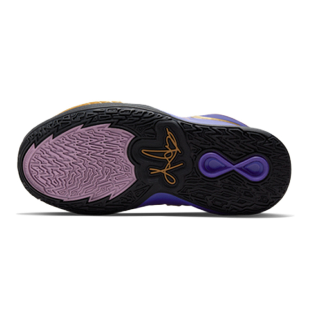 Nike Kyrie 8 infinity 8"Universe"