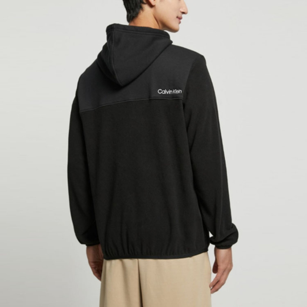 CALVIN KLEIN FW22 Logo