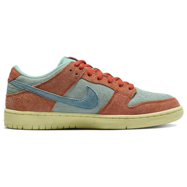 Nike Dunk SB "Orange and Emerald Rise"