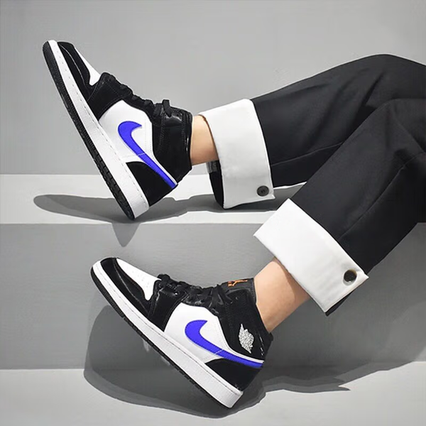 Jordan Air Jordan 1 Mid "Astronomy Blue"