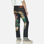 EVISU M