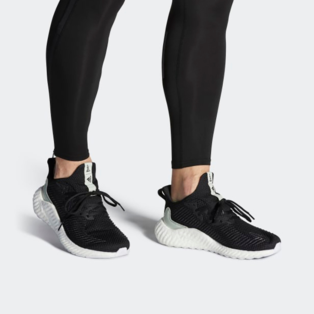 Adidas Alphaboost