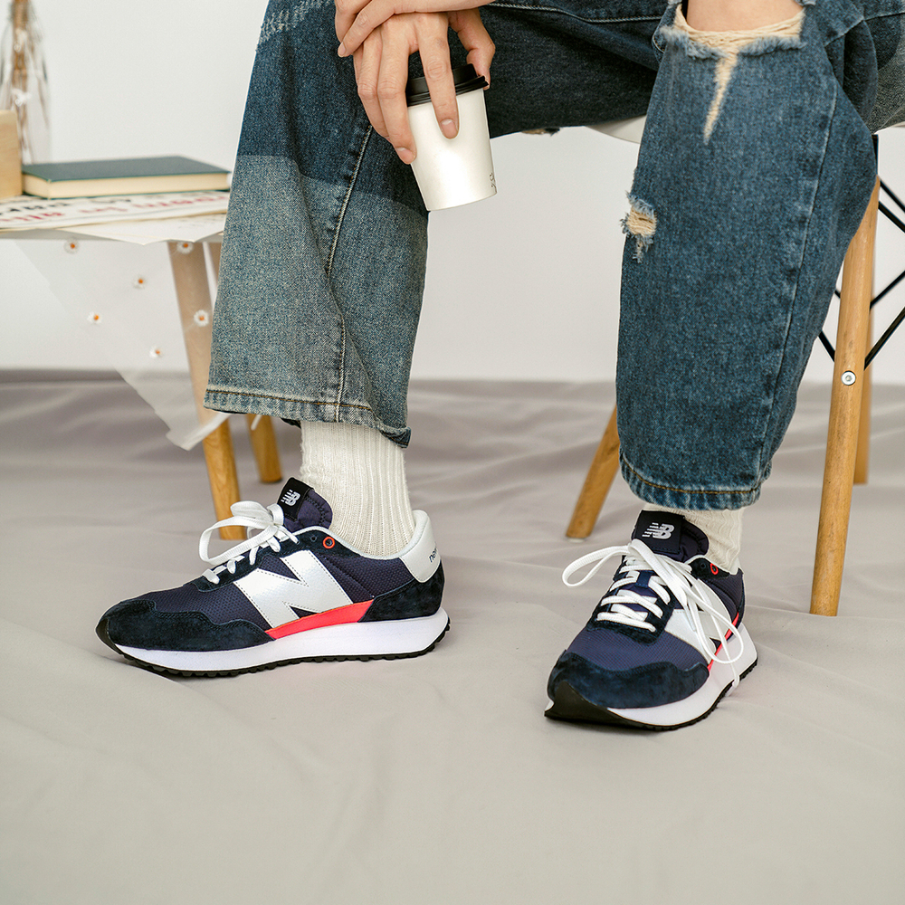 Niko and ... x New Balance NB 237