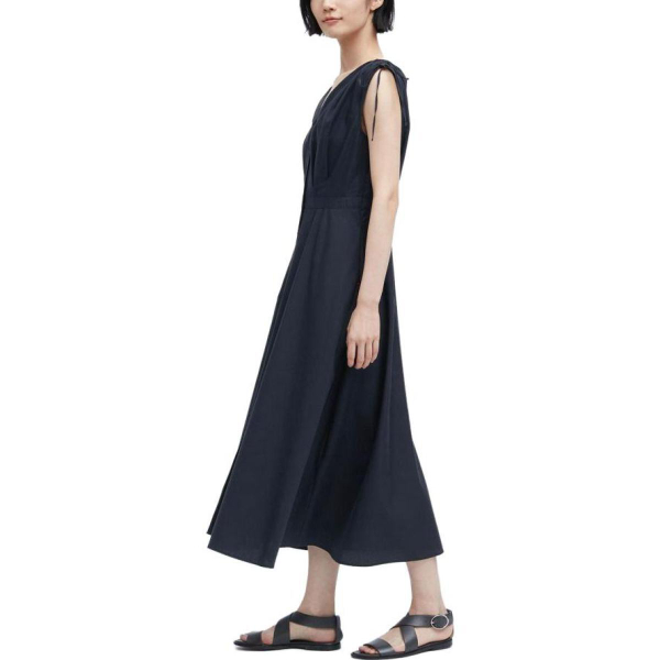 UNIQLO/ x INES DE LA FRESSANGE V