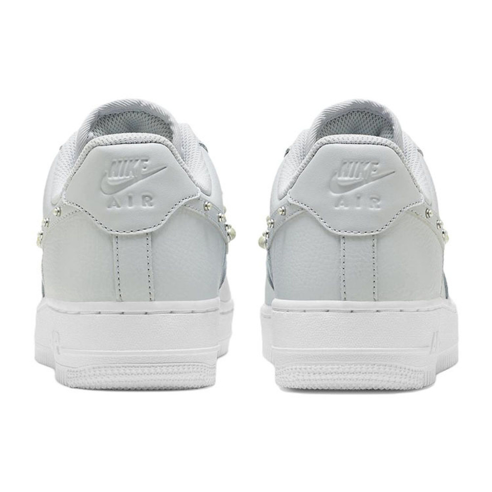 Nike Air Force 1 07 se trnd