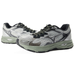 Mizuno Racer S