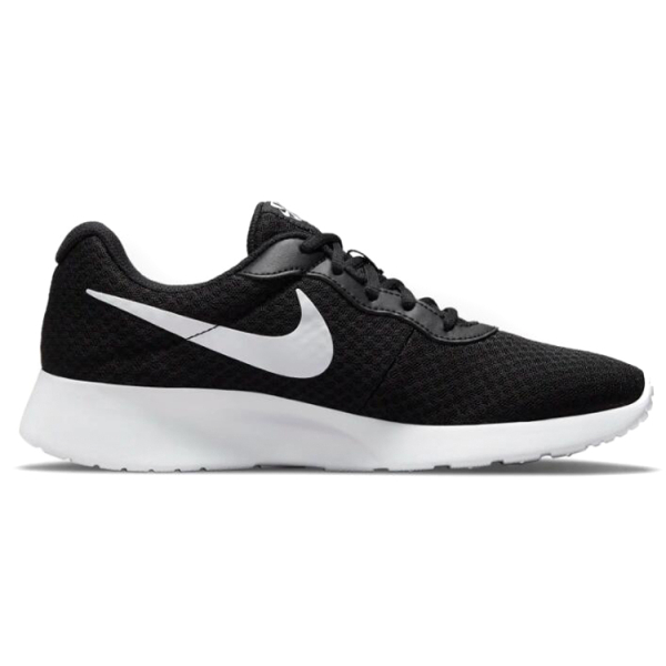 Nike Tanjun