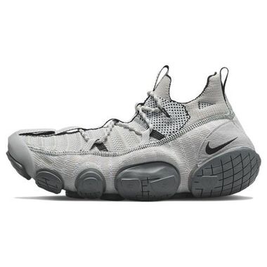 Nike ISPA