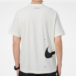 Nike Sportswear Swoosh Club T