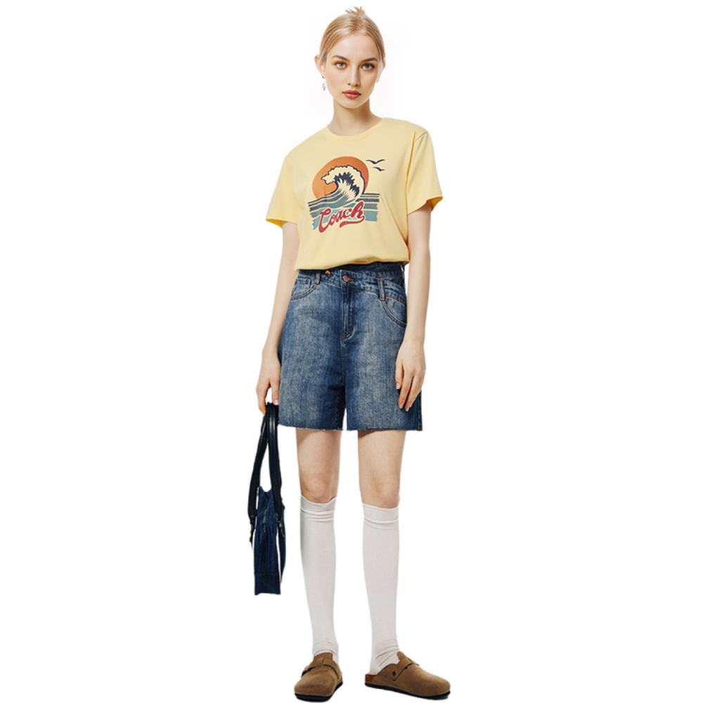 COACH Logo T