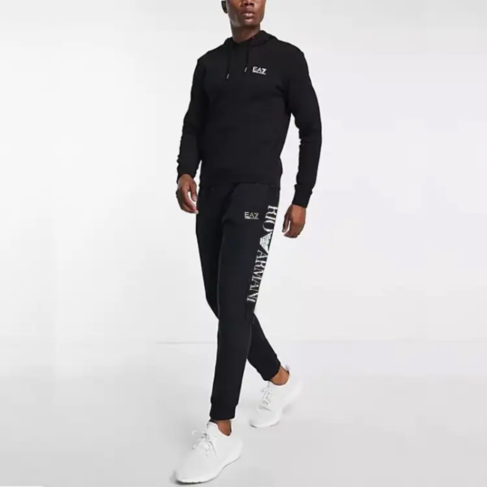 EMPORIO ARMANI FW23 EA7 Logo