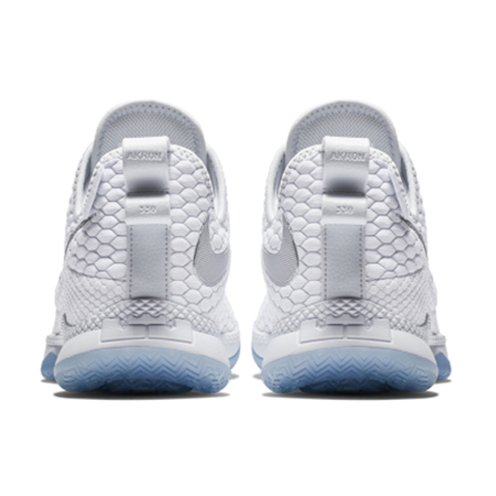 Nike Witness 3 EP