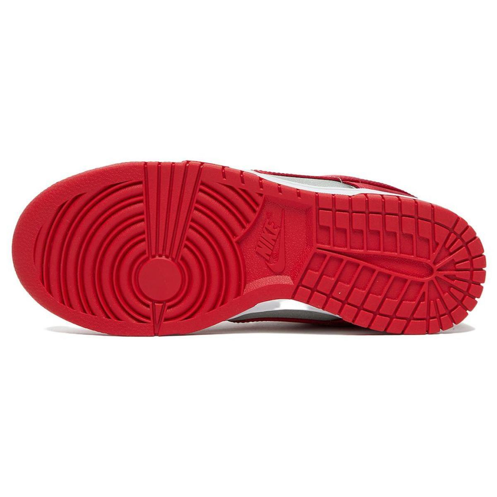 Nike Dunk "UNLV Satin" ESS SNKR