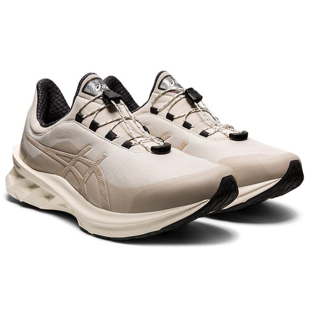 Asics Novablast