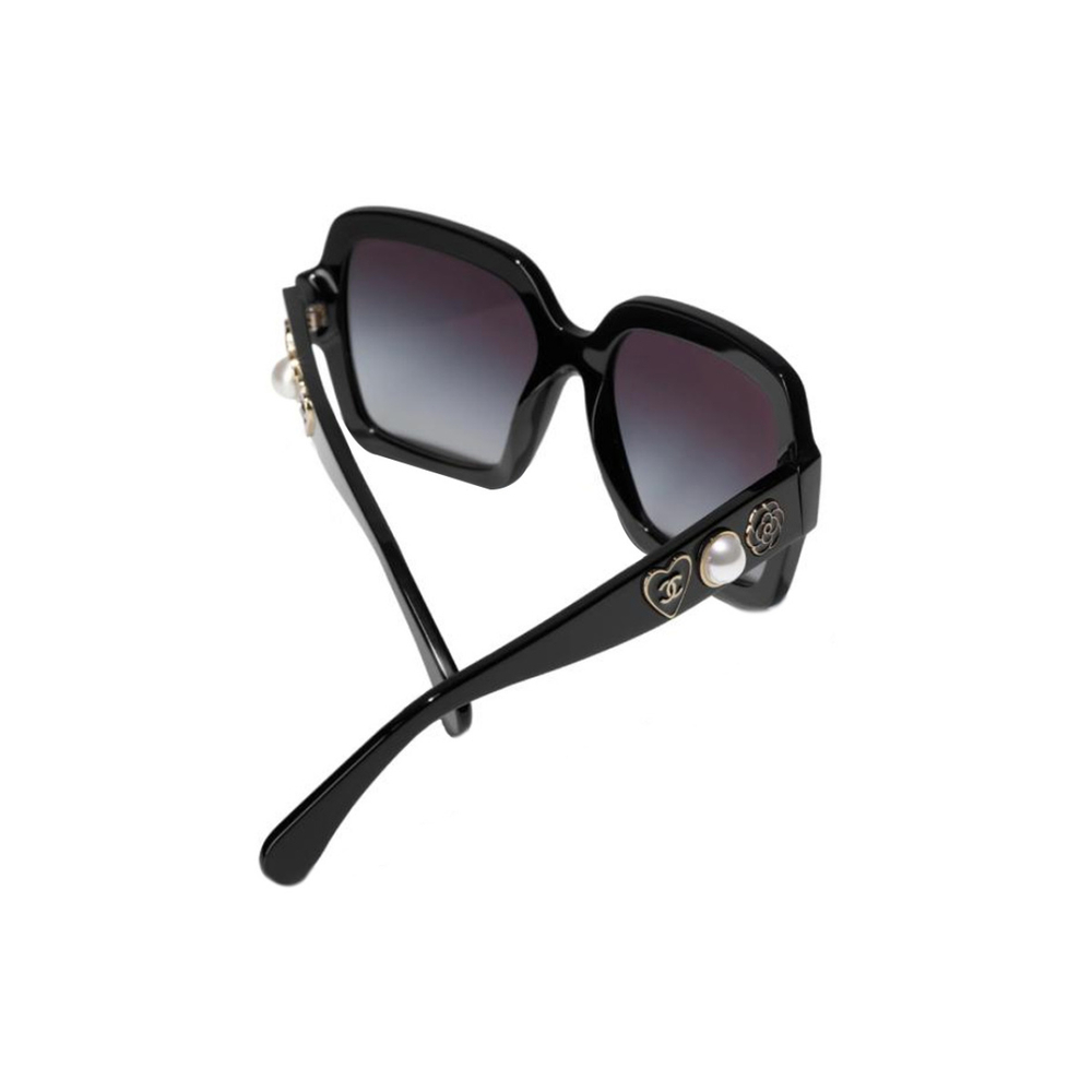 【 】 CHANEL