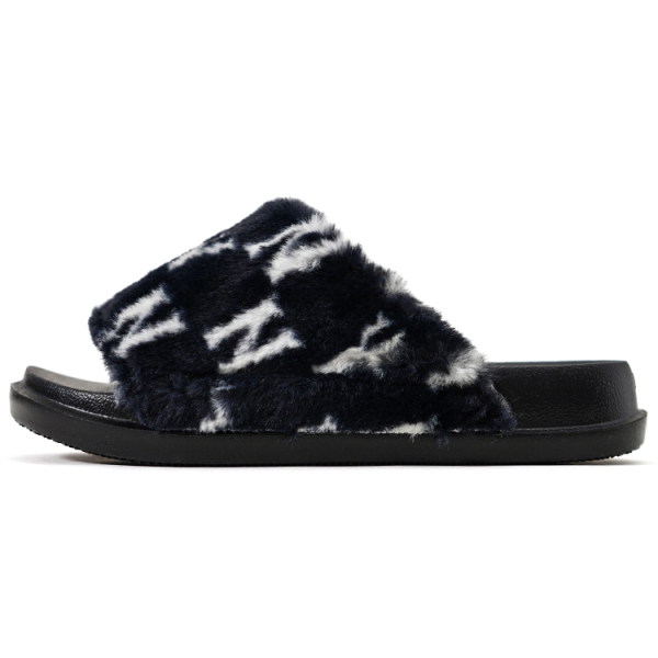 MLB Slipper Chunky Mound Fur Monogram