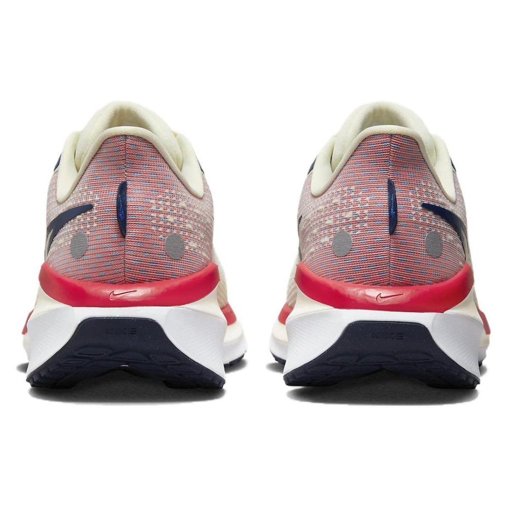 Nike Air Zoom Vomero 17