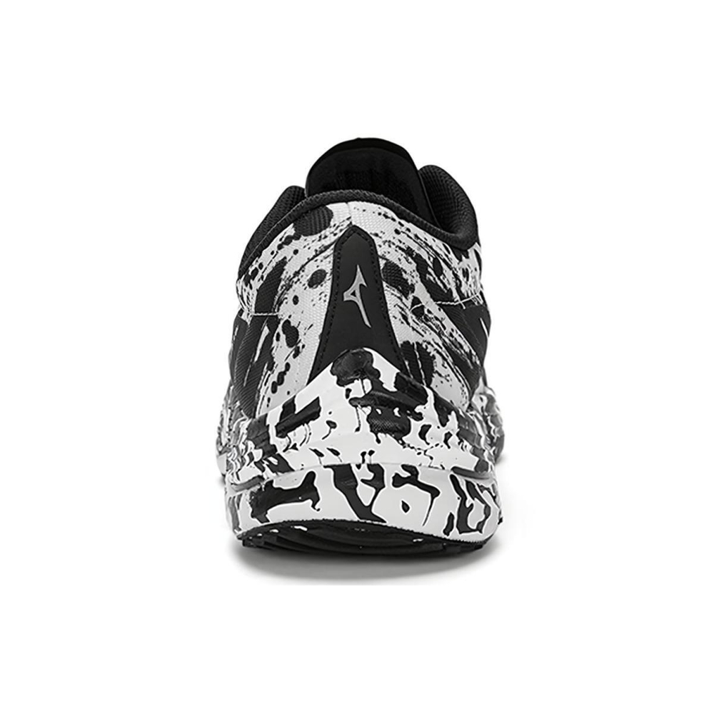 Mizuno WAVE REBELLION FLASH