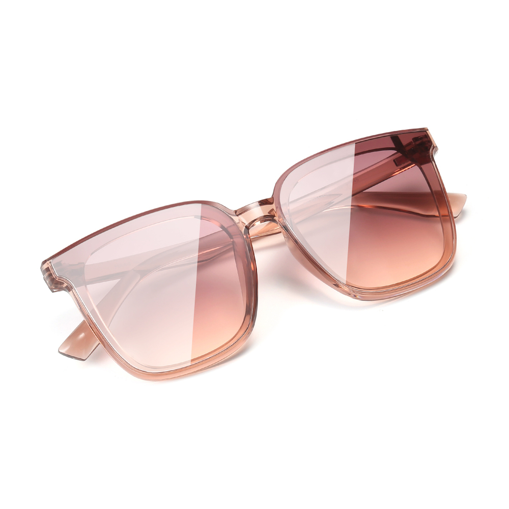 【 】 PULAIS TR/