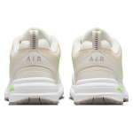 Nike Air Monarch 4