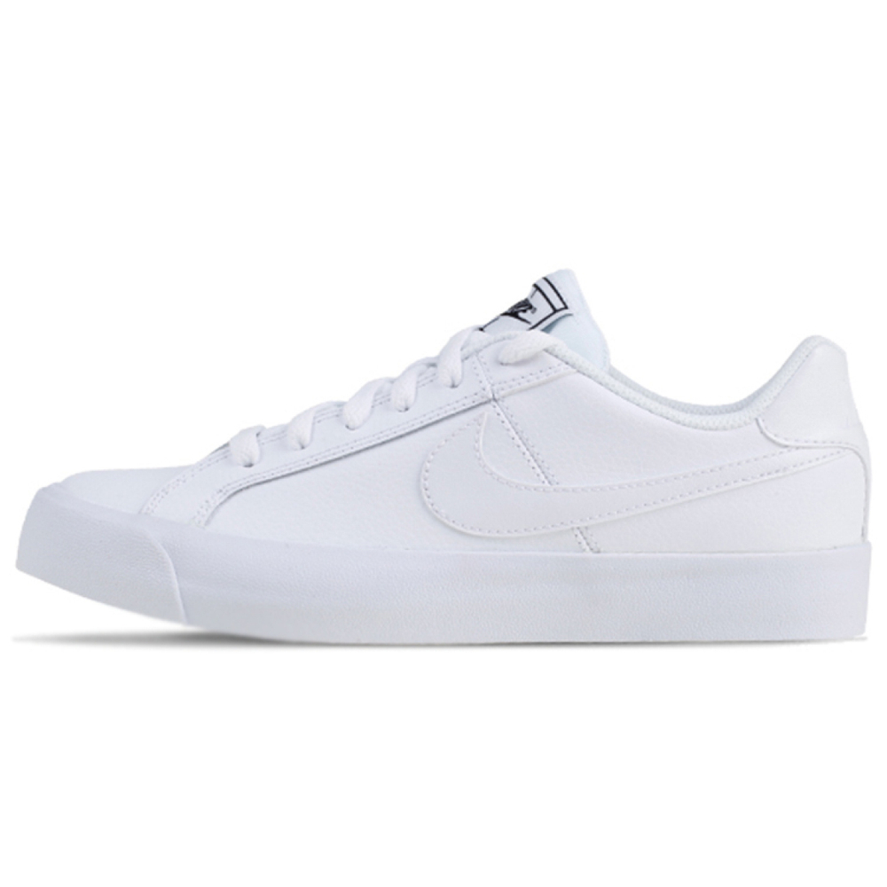 Nike Court Royale AC