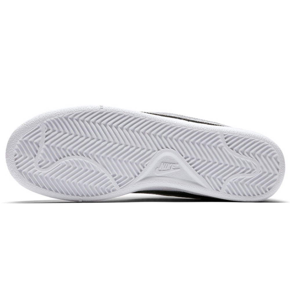 Nike Court Royale