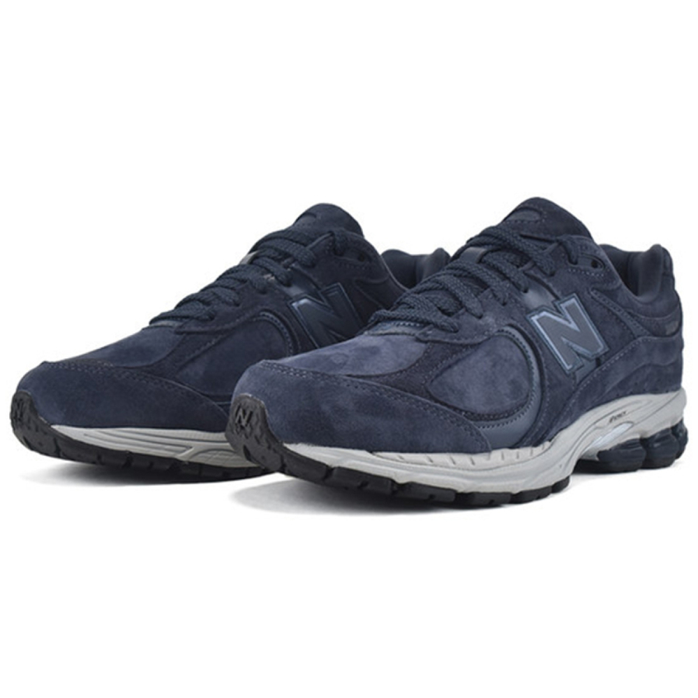 New Balance NB 2002R