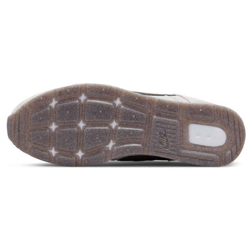 Nike Venture Runner