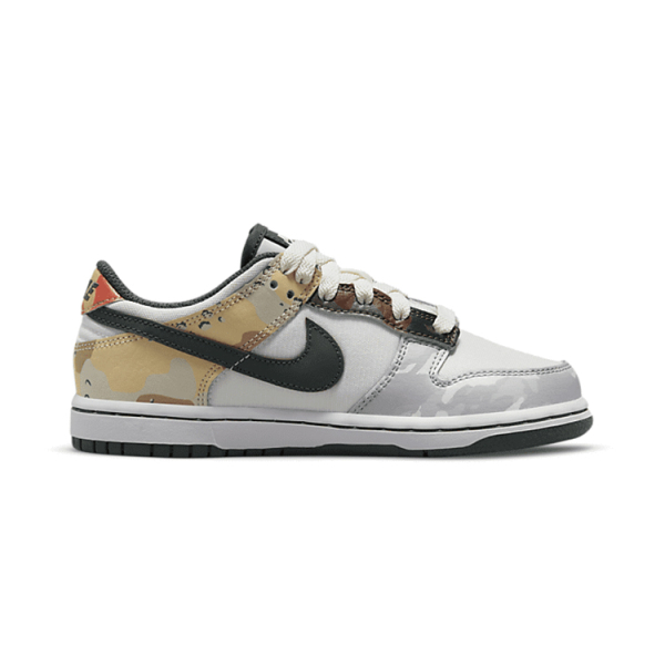 Nike Dunk SE "Sail Multi-Camo" LOGO