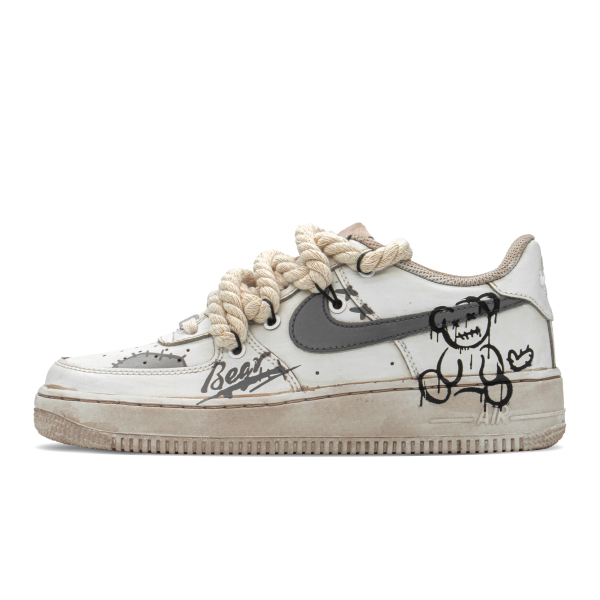 【 】 Nike Air Force 1